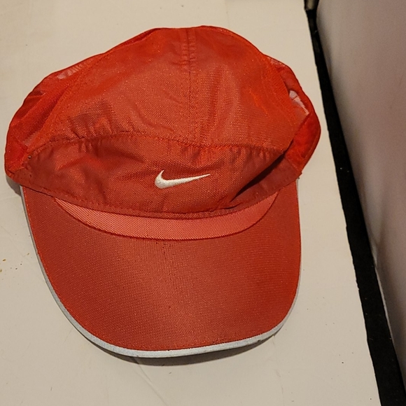 Nike Womens Running Hat